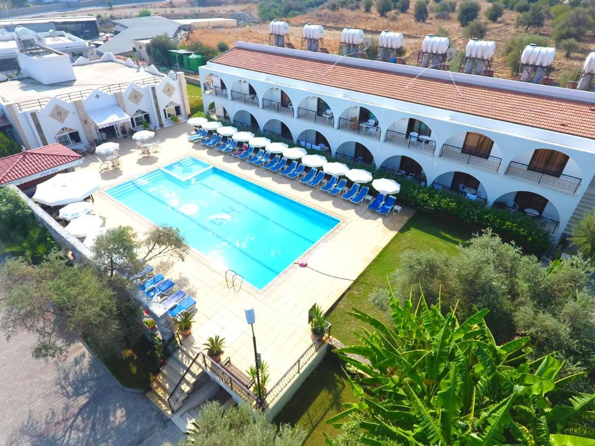 Bare Hill Holiday Apartments Krini Exterior foto
