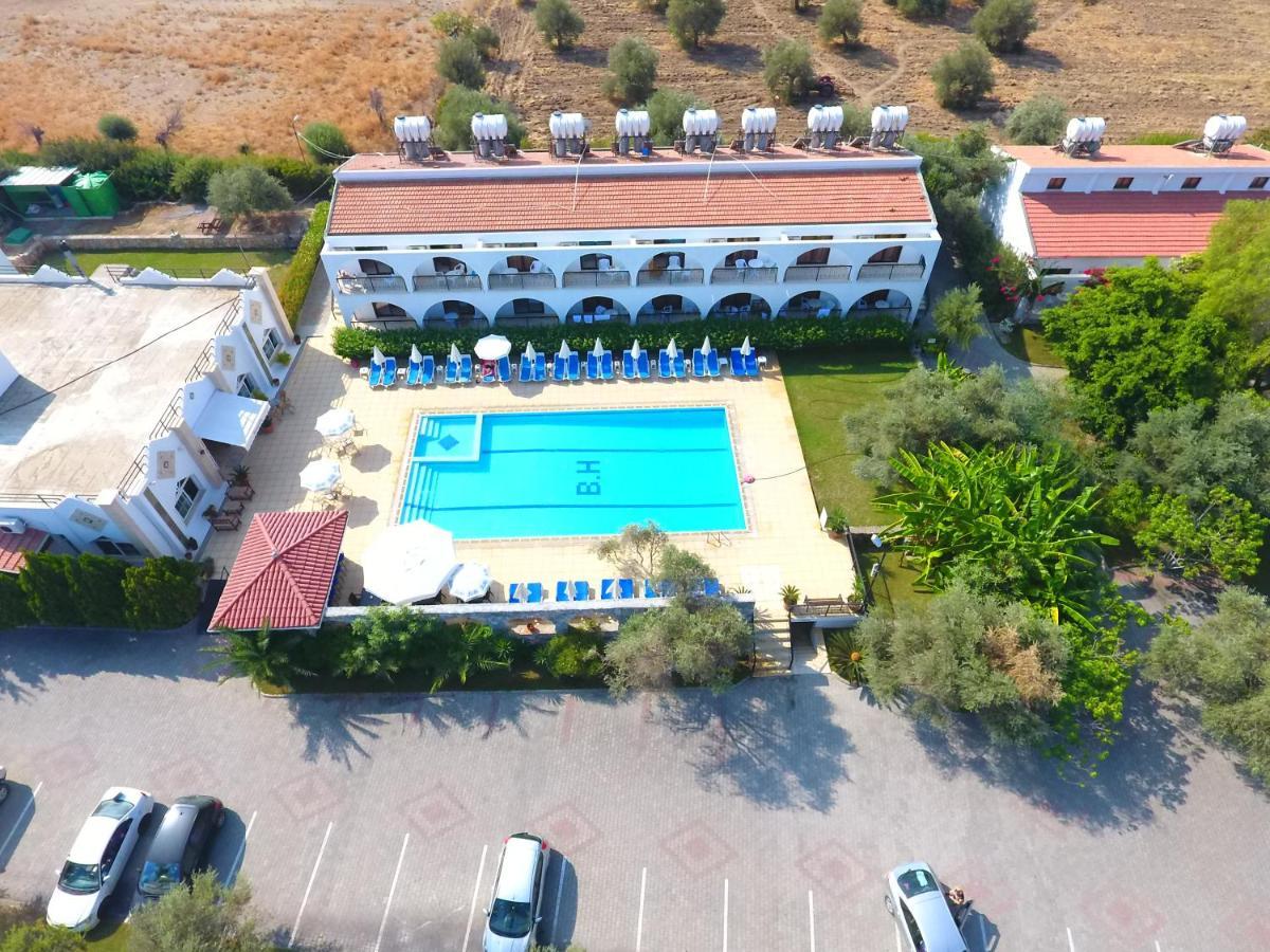 Bare Hill Holiday Apartments Krini Exterior foto