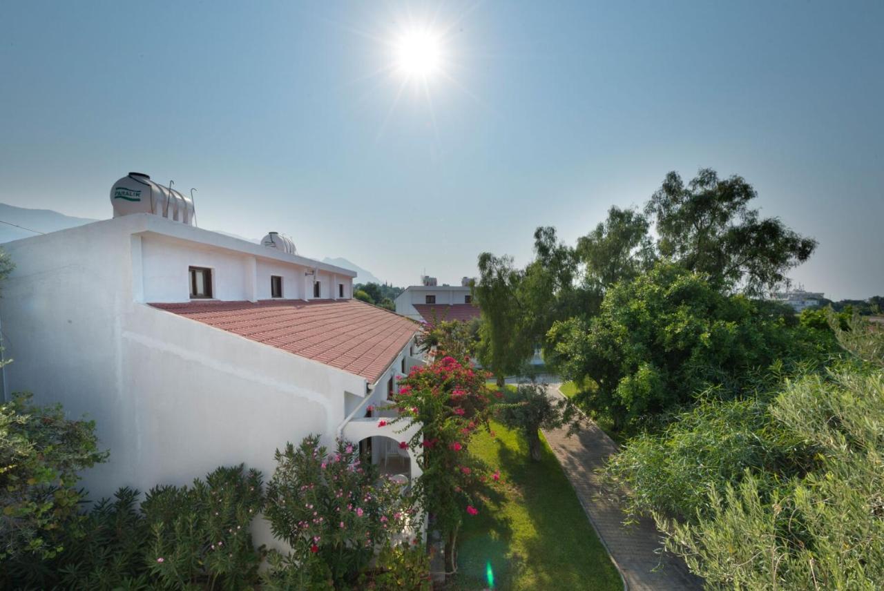 Bare Hill Holiday Apartments Krini Exterior foto