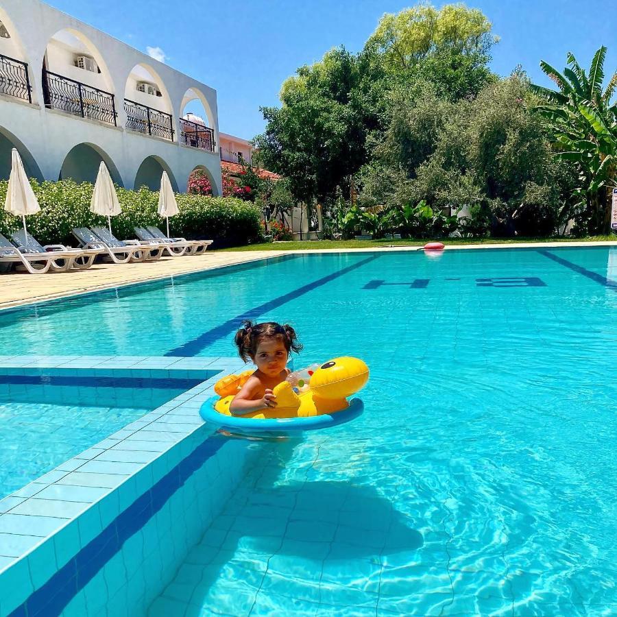 Bare Hill Holiday Apartments Krini Exterior foto